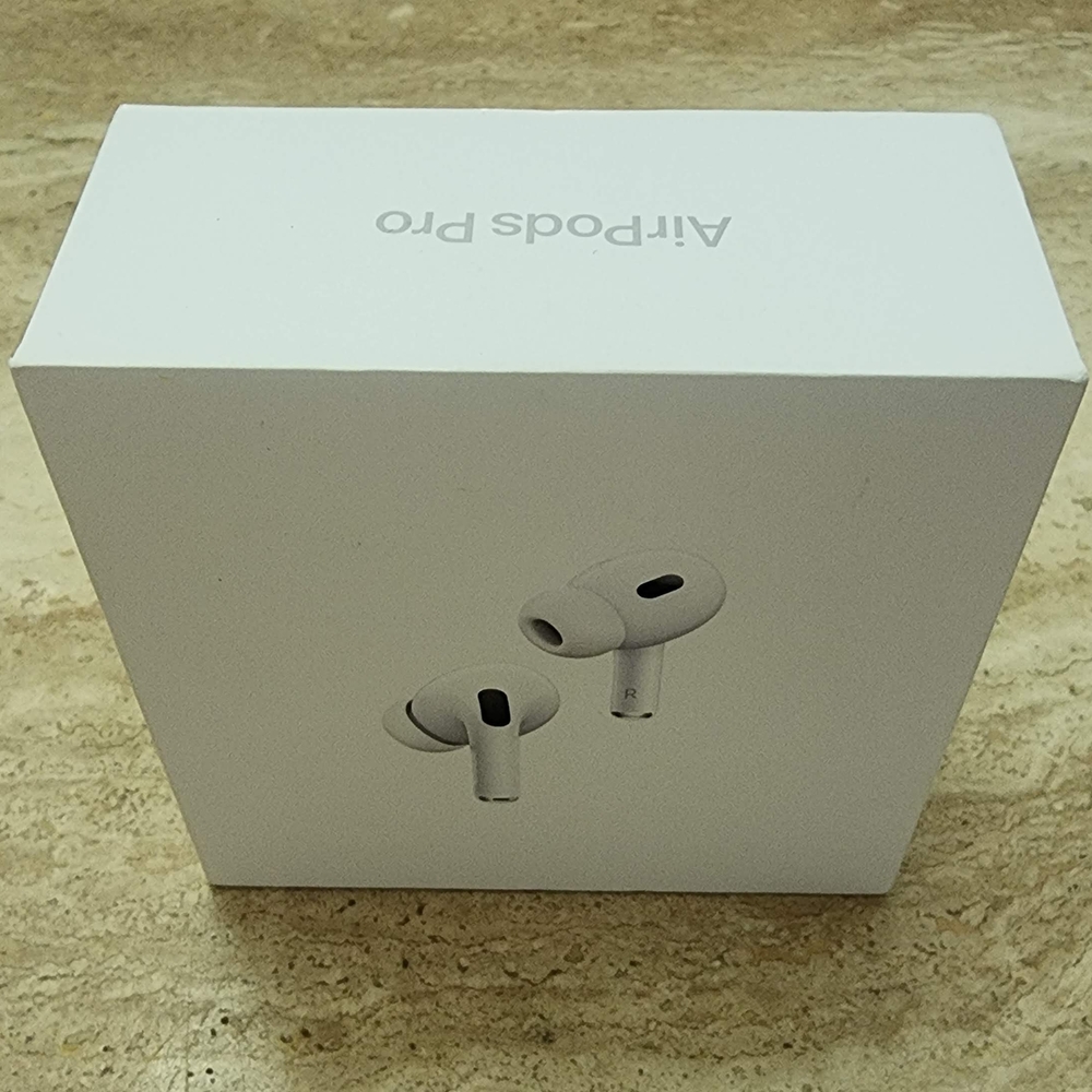 Apple AirPods Pro 2nd Gen with MagSafe Case